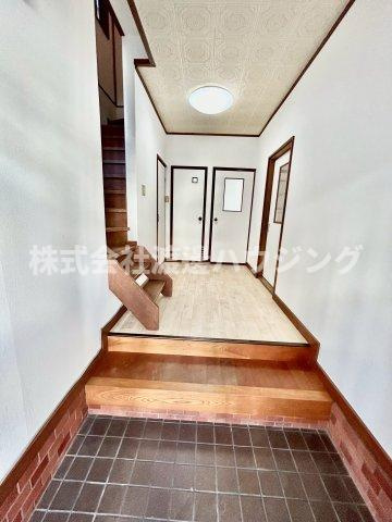 岡崎一戸建の玄関