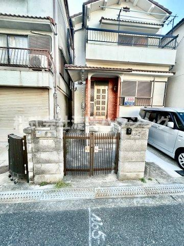 岡崎一戸建のその他|玄関ポーチ付き