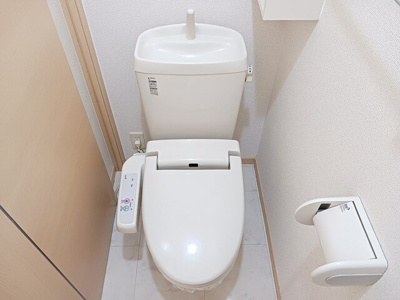 【トイレ】 | メゾン・リバビュー