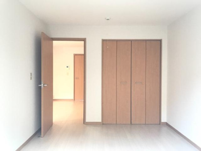 【内装】 | アイリス・アズ | 洋室