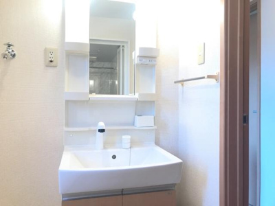 【洗面所】 | アイリス・アズ | 洗髪洗面化粧台