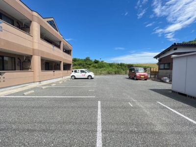 【外観】 | Ｉ・Ｇｒａｎｄｅ | 外観写真（昼）