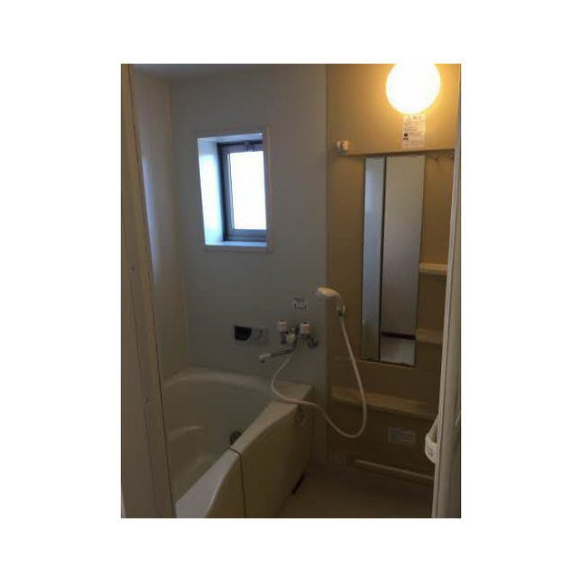 岐阜市芋島５丁目のアパートの浴室