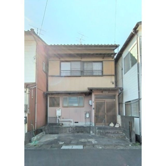 岐阜市祈年町９丁目の一戸建て