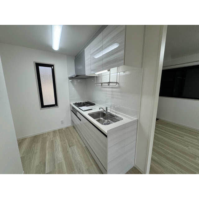 岐阜市切通６丁目のアパートのキッチン