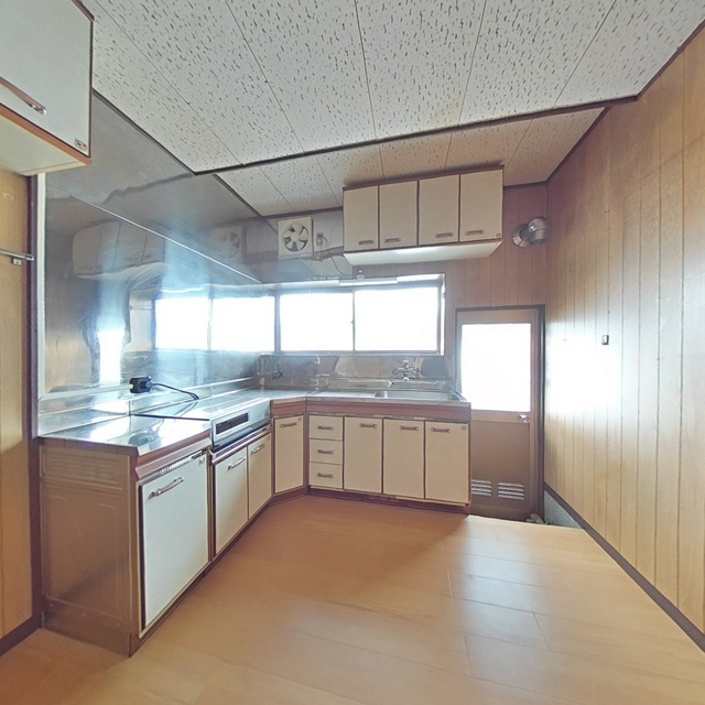 岐阜市長良福江町１丁目の一戸建てのキッチン