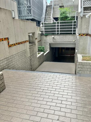 【エントランス】 | インペリアル六本木１号館