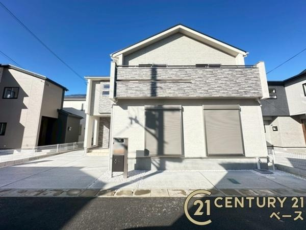 磯城郡川西町結崎 ２号棟 ／新築一戸建の駐車場|■現地撮影写真■駐車スペースは３台分完備！来客時なども安心です！