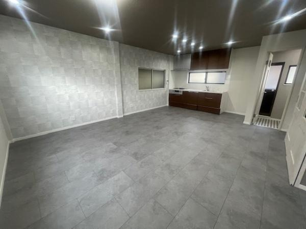 【居間・リビング】 | 大阪市旭区清水4丁目　中古戸建