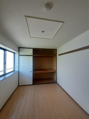 【洋室】 | グランメール旗ヶ崎２