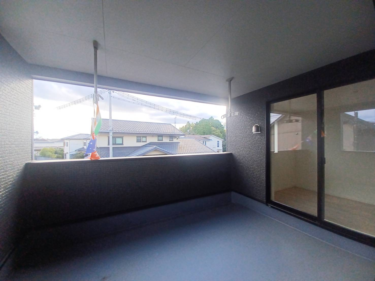 【新築戸建】仁井田町　全5棟のバルコニー