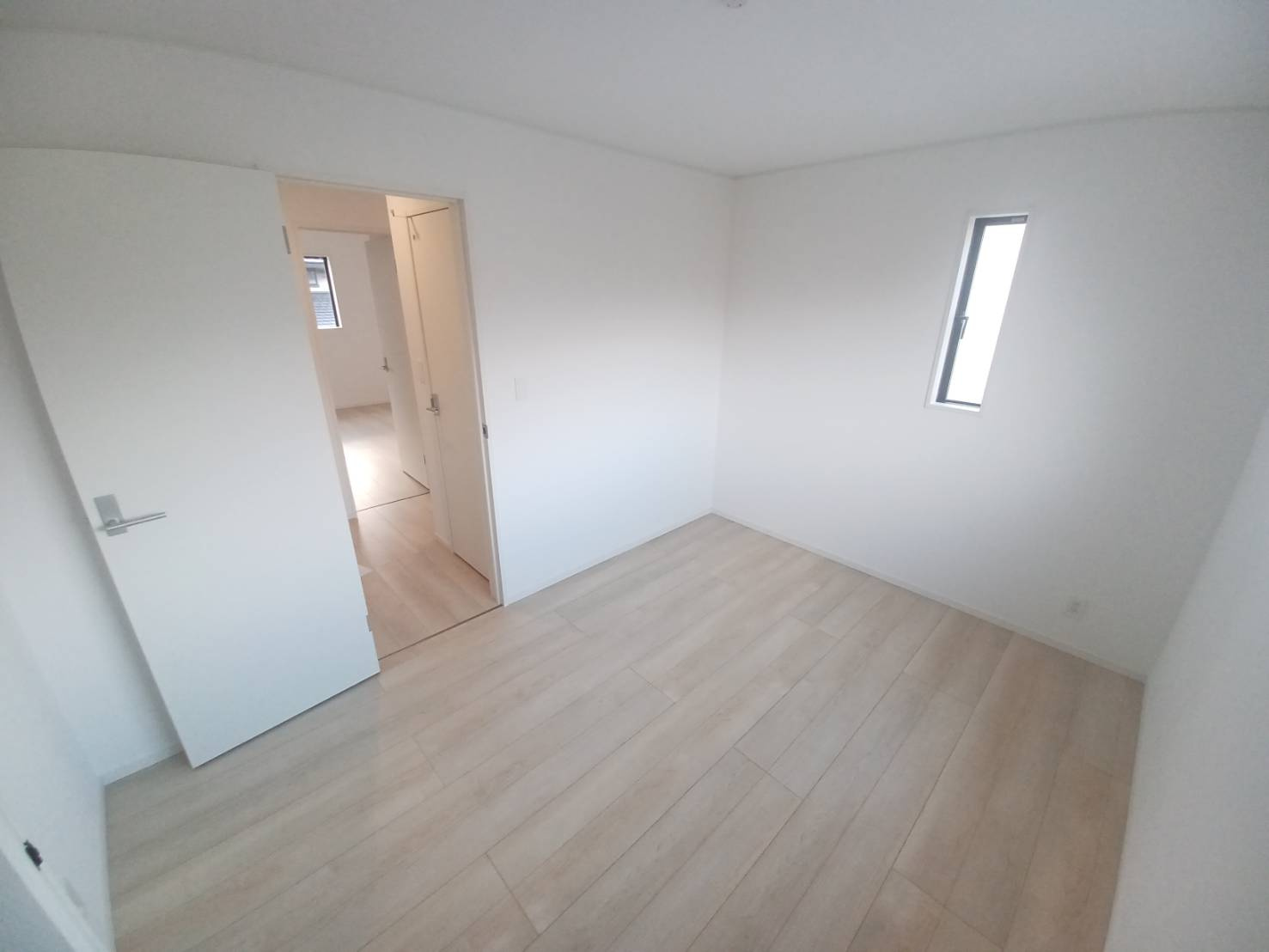 【新築戸建】仁井田町　全5棟の洋室