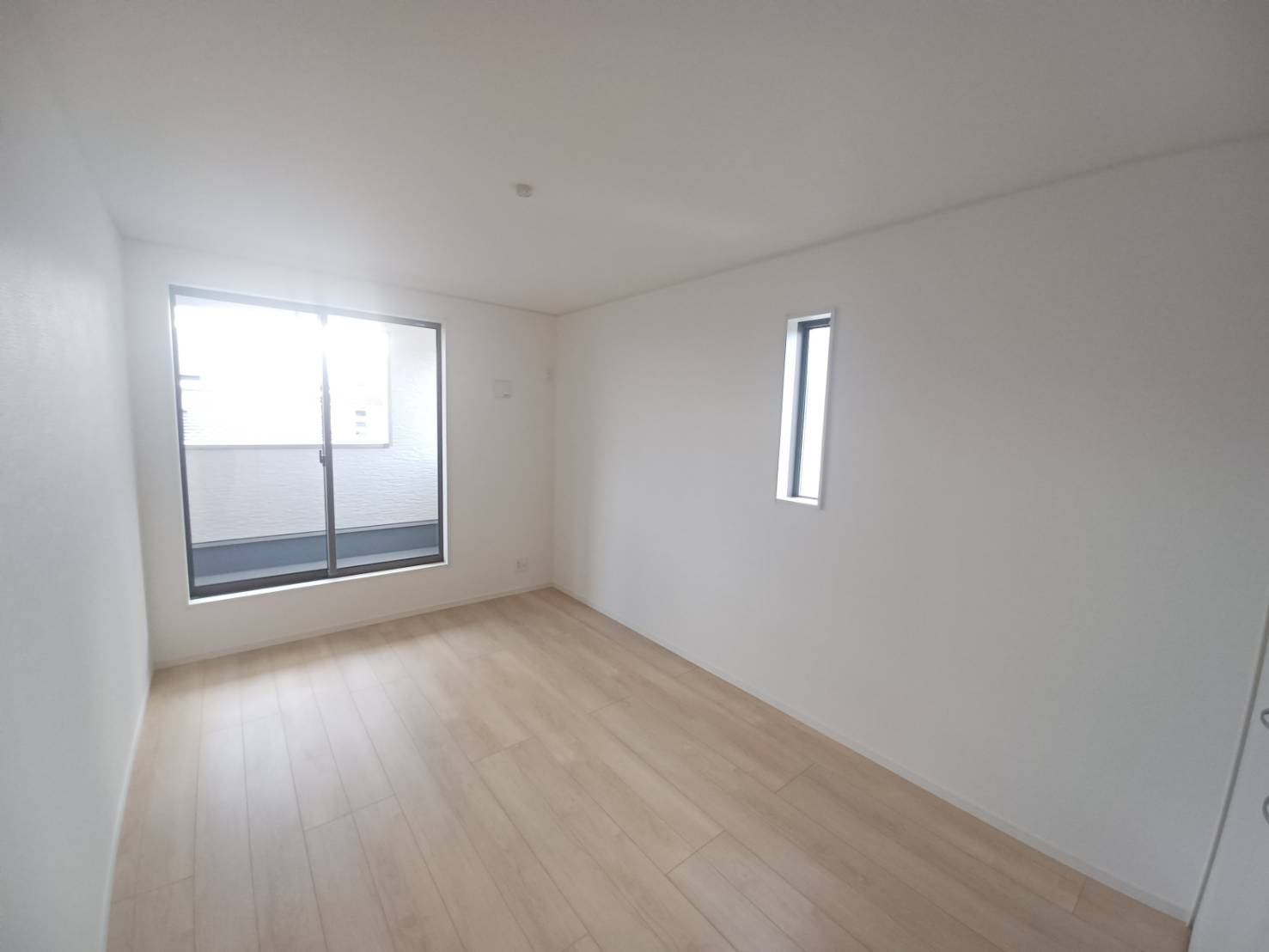 【新築戸建】仁井田町　全5棟の洋室