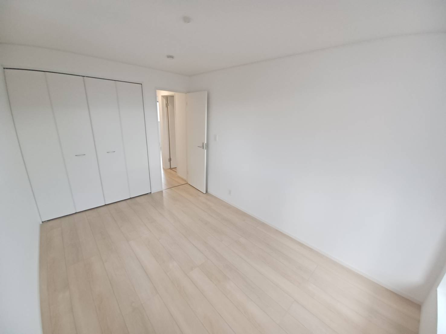 【新築戸建】仁井田町　全5棟の洋室