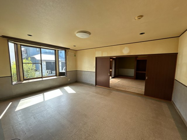 いわき市小名浜字燈籠原　中古戸建　の居間・リビング