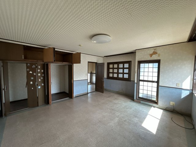 いわき市小名浜字燈籠原　中古戸建　の居間・リビング