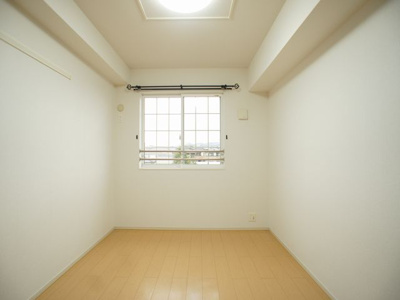 【子供部屋】 | サンディーアＡ | お部屋がスッキリ！充実収納付きです♪