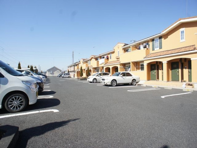 【駐車場】 | サンディーアＡ | 駐車場2台可能です♪