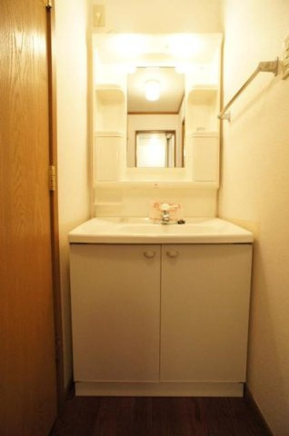 ミレニアムハイツ　Ｓの洗面所