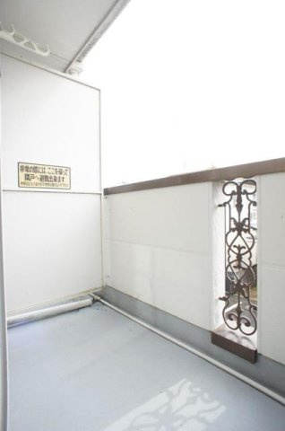 ミレニアムハイツ　Ｓのバルコニー