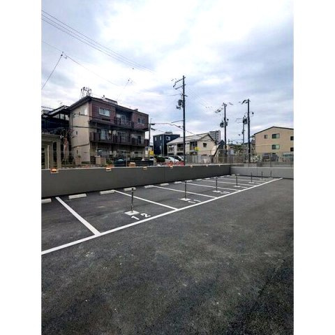 【駐車場】エスリード ザ・グラン大阪ノース