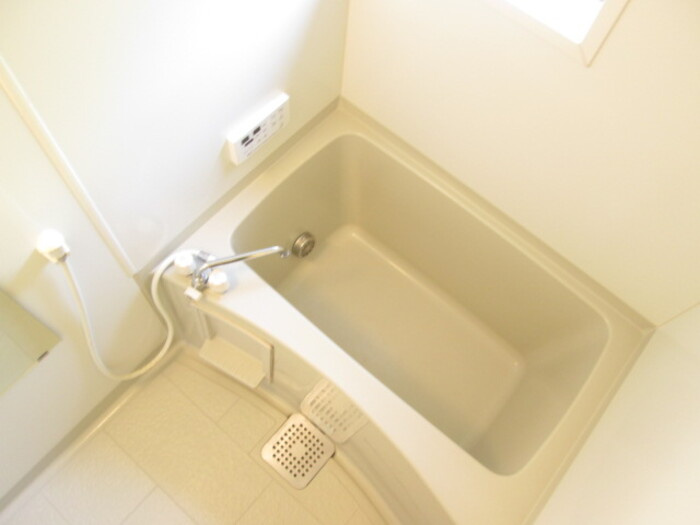 ファミール南山 Bの浴室