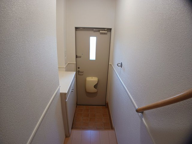 ＦＯＲＥＳＴ出島の玄関