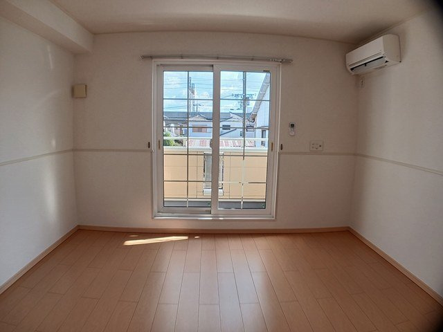 ＦＯＲＥＳＴ出島の居間・リビング