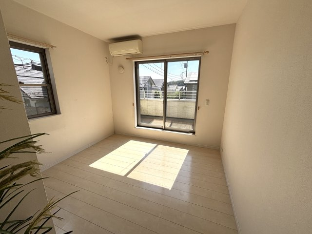 洋室5.7帖