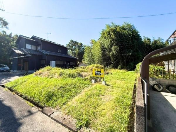 挾間町古野　土地の前面道路含む現地写真