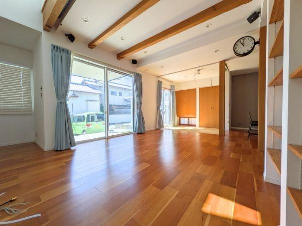 久原中央1丁目　中古の居間・リビング