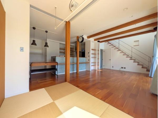 久原中央1丁目　中古の居間・リビング