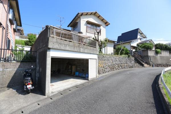 大字光吉　土地の前面道路含む現地写真|現地写真（2025年10月撮影）