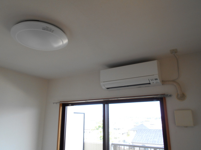 サニーコート神領の設備|居室照明、エアコン