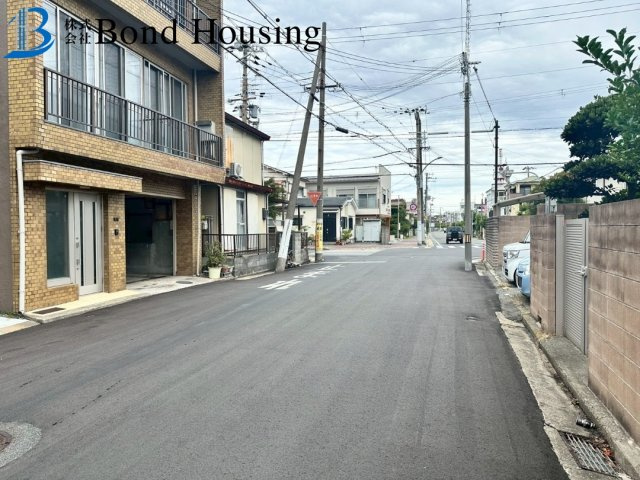 「オール電化」「明石海峡大橋一望」岬町 築20年の前面道路含む現地写真