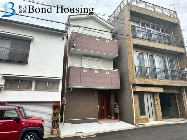 「オール電化」「明石海峡大橋一望」岬町 築20年の外観