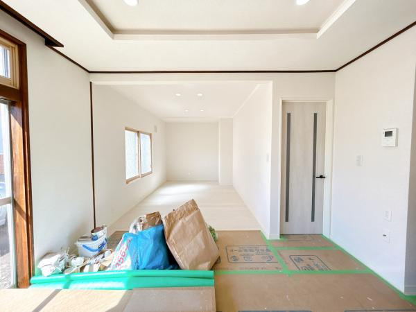 網走市潮見９丁目７戸建の居間・リビング