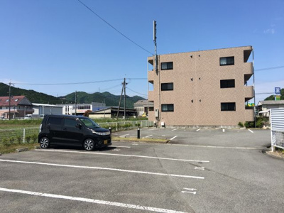 【駐車場】 | リバーサイドレジデンス