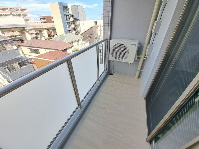 アイエフノヴァ水波町のバルコニー