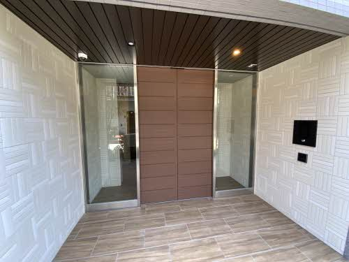 アイエフノヴァ水波町のエントランス