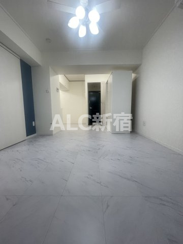 ロイヤルパレス清水町の洋室