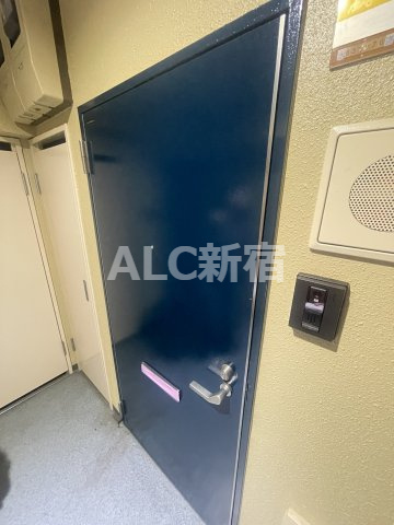 ロイヤルパレス清水町の玄関