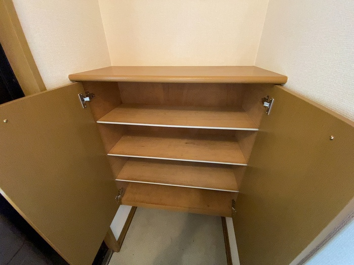 熊本市南区刈草３丁目のアパートの玄関