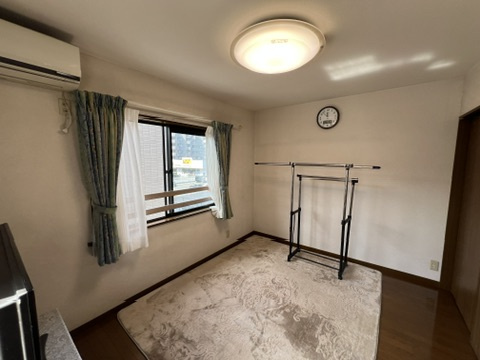 川崎市中原区上小田中6丁目　中古戸建の洋室|使い勝手のいい洋室です