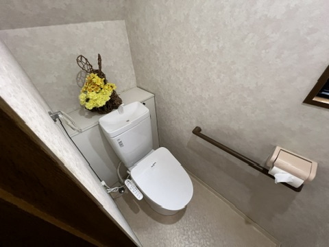 川崎市中原区上小田中6丁目　中古戸建のトイレ|コンパクトで使いやすいトイレです