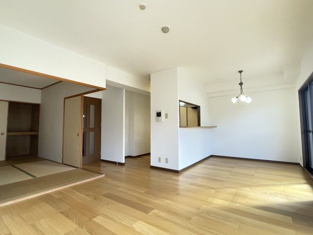 アーサー京町パークシティの居間・リビング