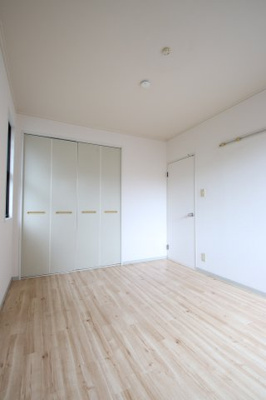 【寝室】 | グレースB