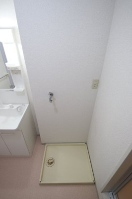 【設備】 | グレースB | 室内洗濯機場