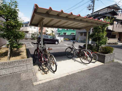 【その他共用部分】 | グレースB | 駐輪場