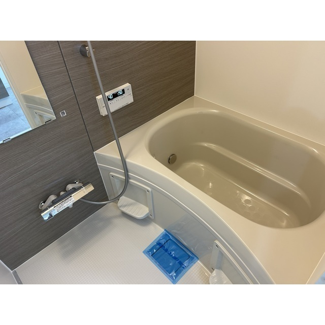 uハウスの浴室|落ち着いた空間のお風呂です